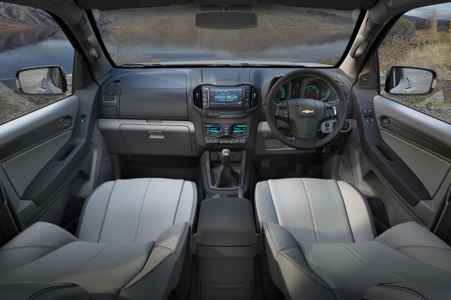  Chevrolet Colorado Concept 2011 года  (фото 32 из 47)